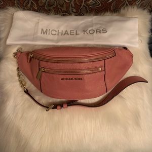 MICHAEL KORS belt bag